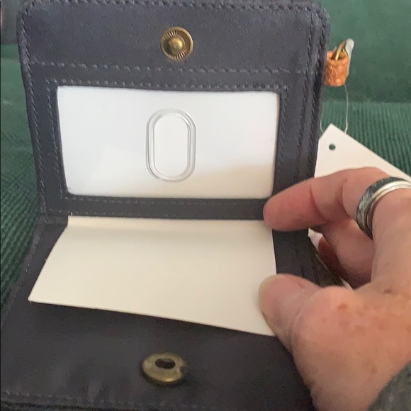 NWT THIRTY-ONE Clip-N-Zip wallet - Picture 3 of 6